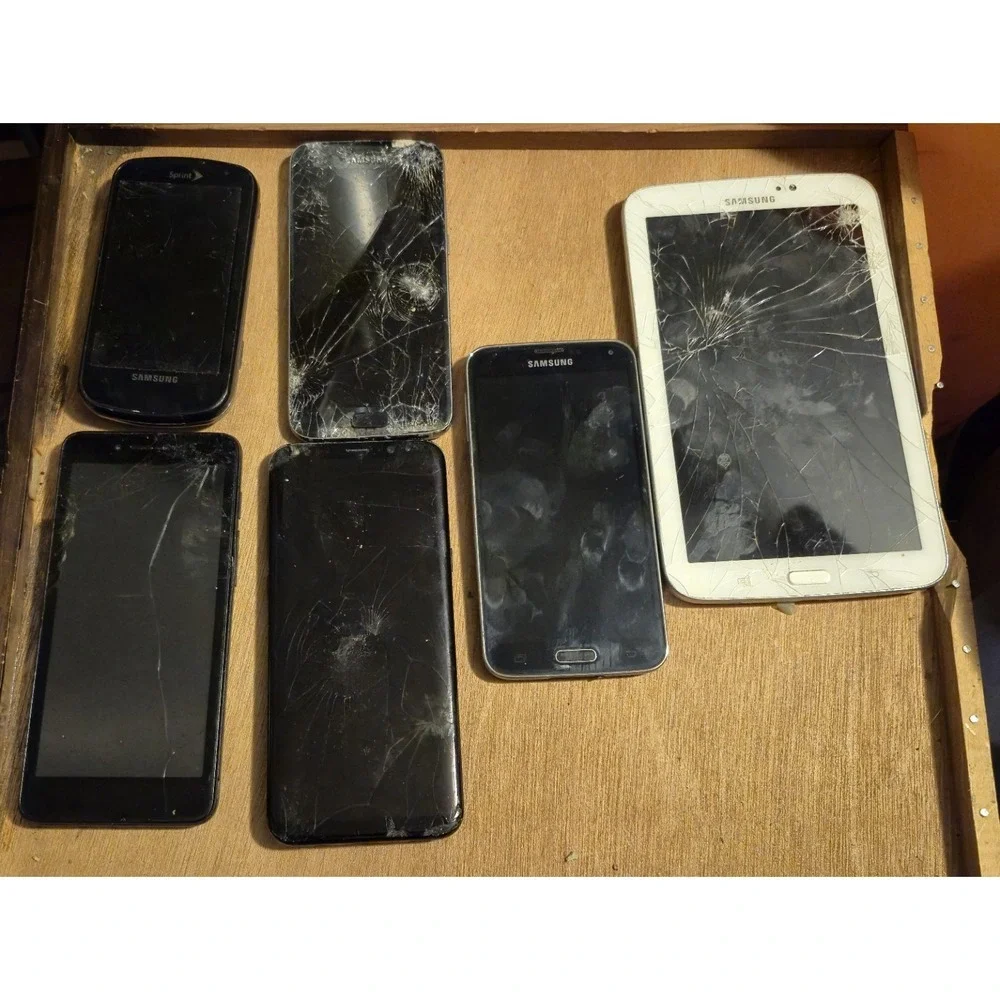 LOT OF 6‎ PHONES + 1 TABLET – PARTS ONLY Samsung Galaxy S / S5 / S7 /